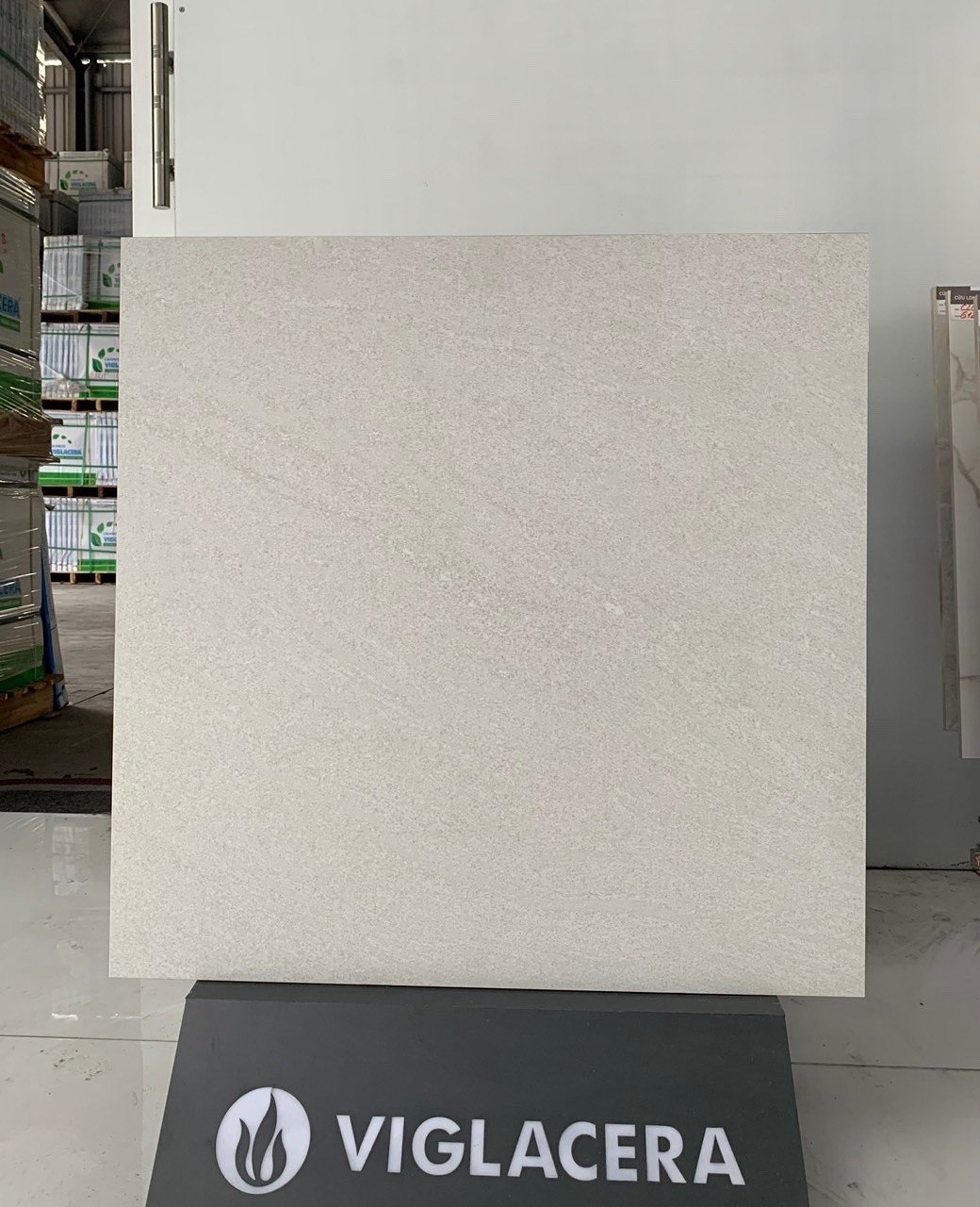 Gạch lát nền 60x60cm VIGLACERA-2040